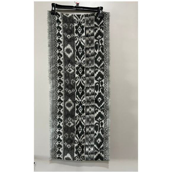 Soft Infinity loop Woolen Scarf Boho Geometric Tribal Ikat print with fringe - Picture 1 of 7